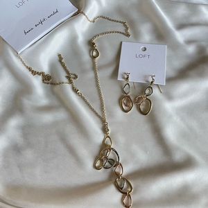 Loft Necklace & Earrings Set